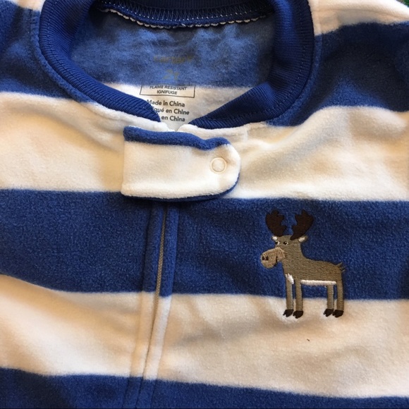 Carter's Winter Fleece PJs bundle (2 items) - Picture 3 of 4